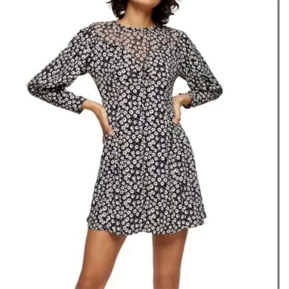TopShop Black Floral Long Sleeve Cut Out Mini Dress Size US 4  Fit & Flare